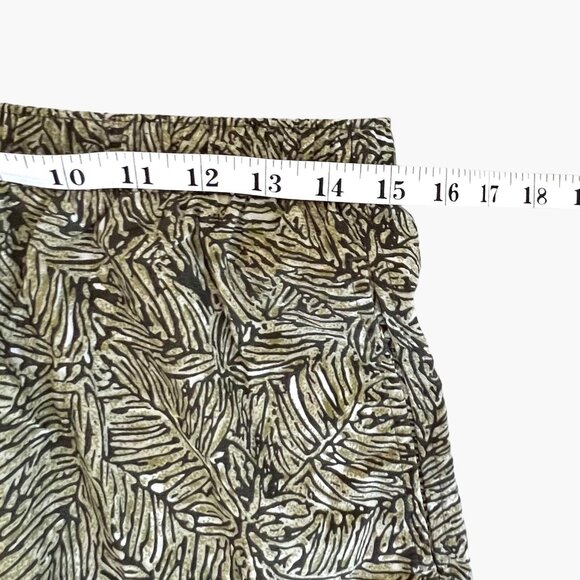 Columbia Women's Nylon Polyester Blend Elastic Waist Shorts w/ Belt Size M EUC! - Picture 9 of 12